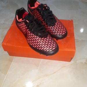 nike soccer women shoes